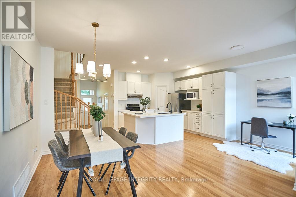 221 Badgeley Avenue, Ottawa, Ontario  K2T 0A4 - Photo 13 - X12390376