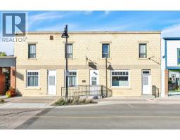 5012 51 Avenue Central Ponoka