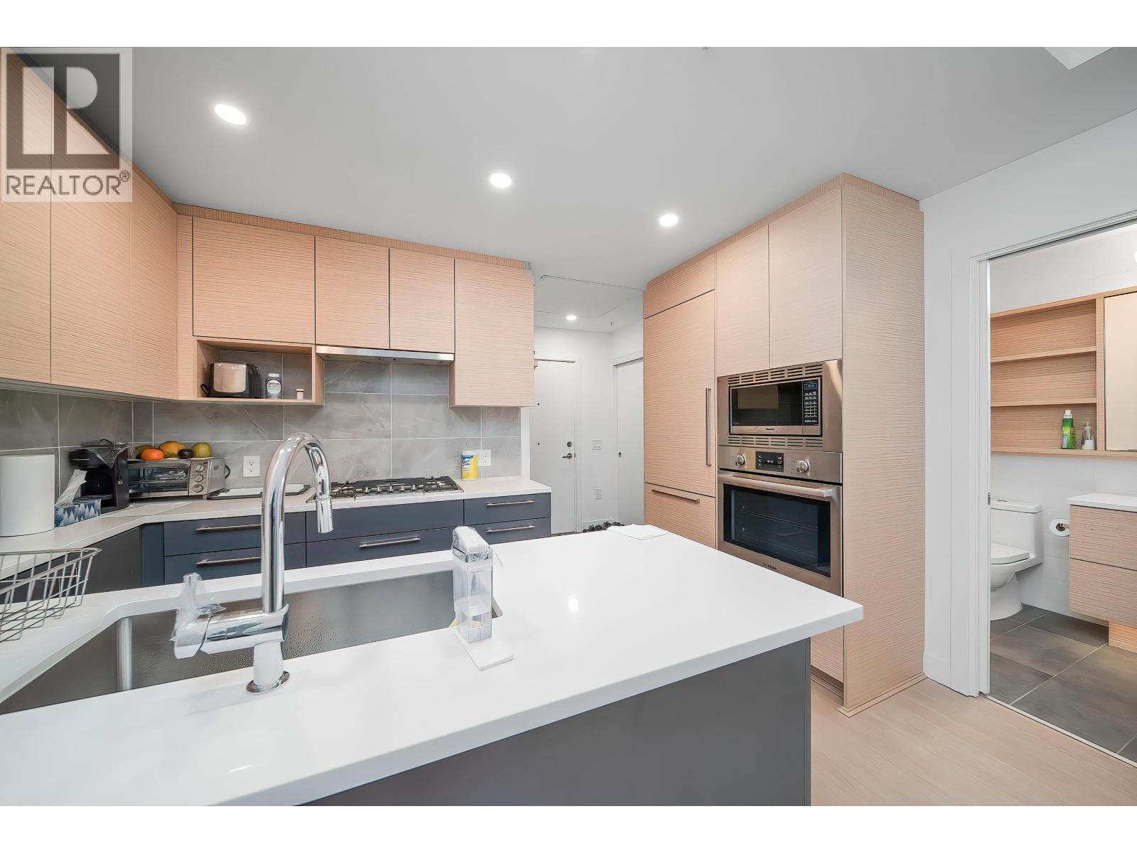505 8888 Osler Street, Vancouver, British Columbia  V6P 4G2 - Photo 2 - R3044832