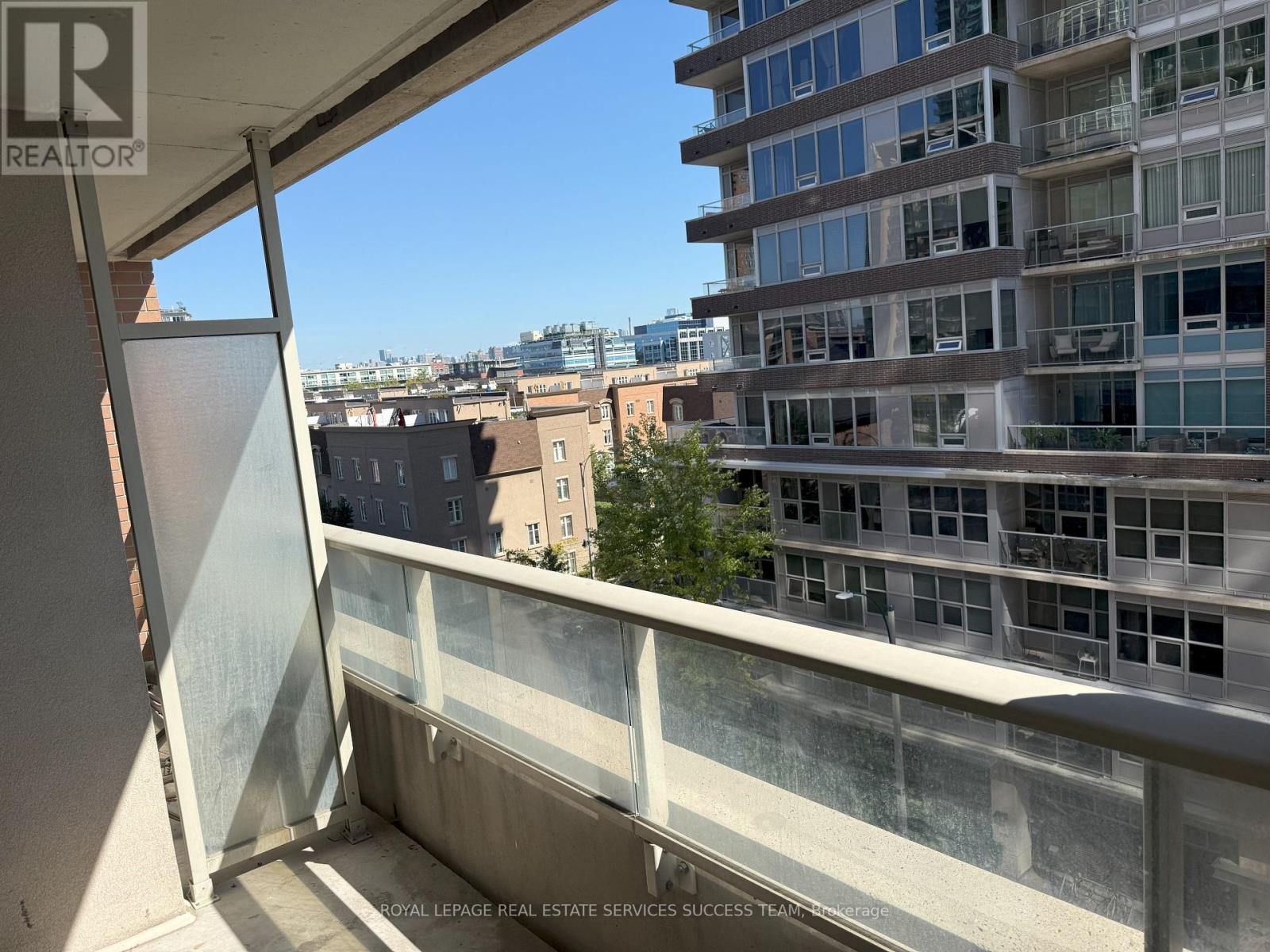718 - 65 East Liberty Street, Toronto, Ontario  M6K 3R2 - Photo 14 - C12390384