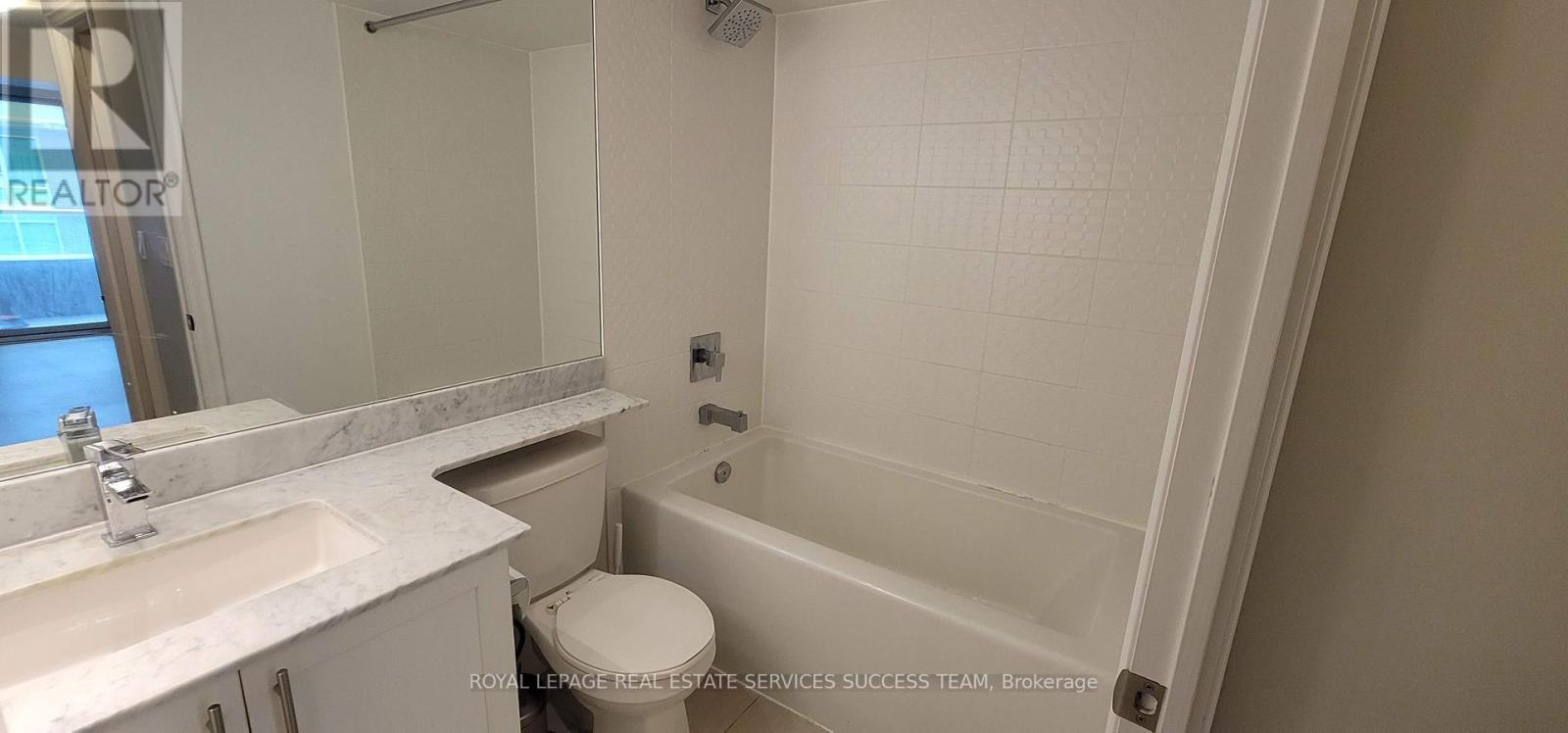 718 - 65 East Liberty Street, Toronto, Ontario  M6K 3R2 - Photo 18 - C12390384