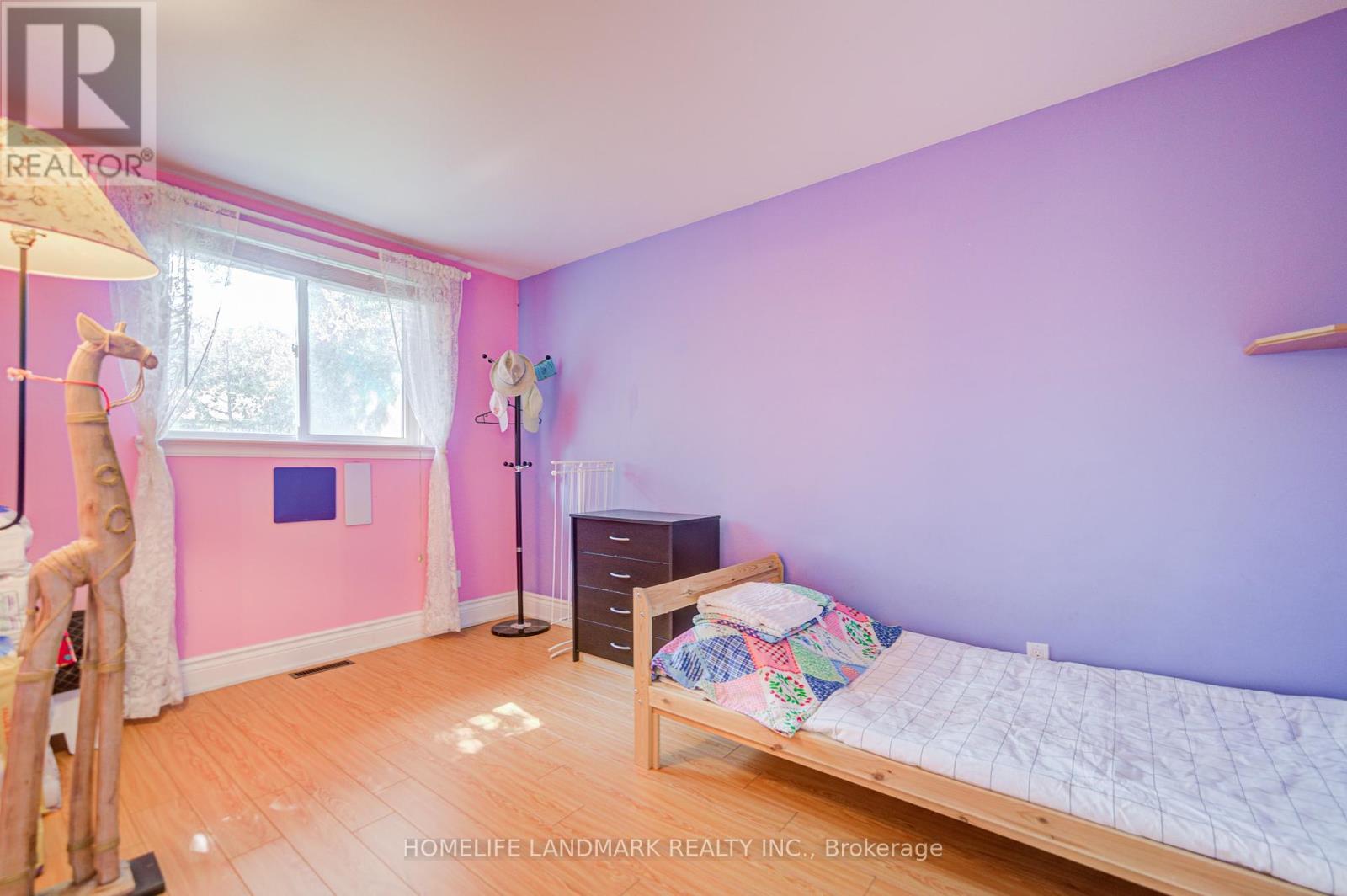 138 Osborne Crescent, Oakville (Cp College Park), Ontario  L6H 1G1 - Photo 20 - W12390381