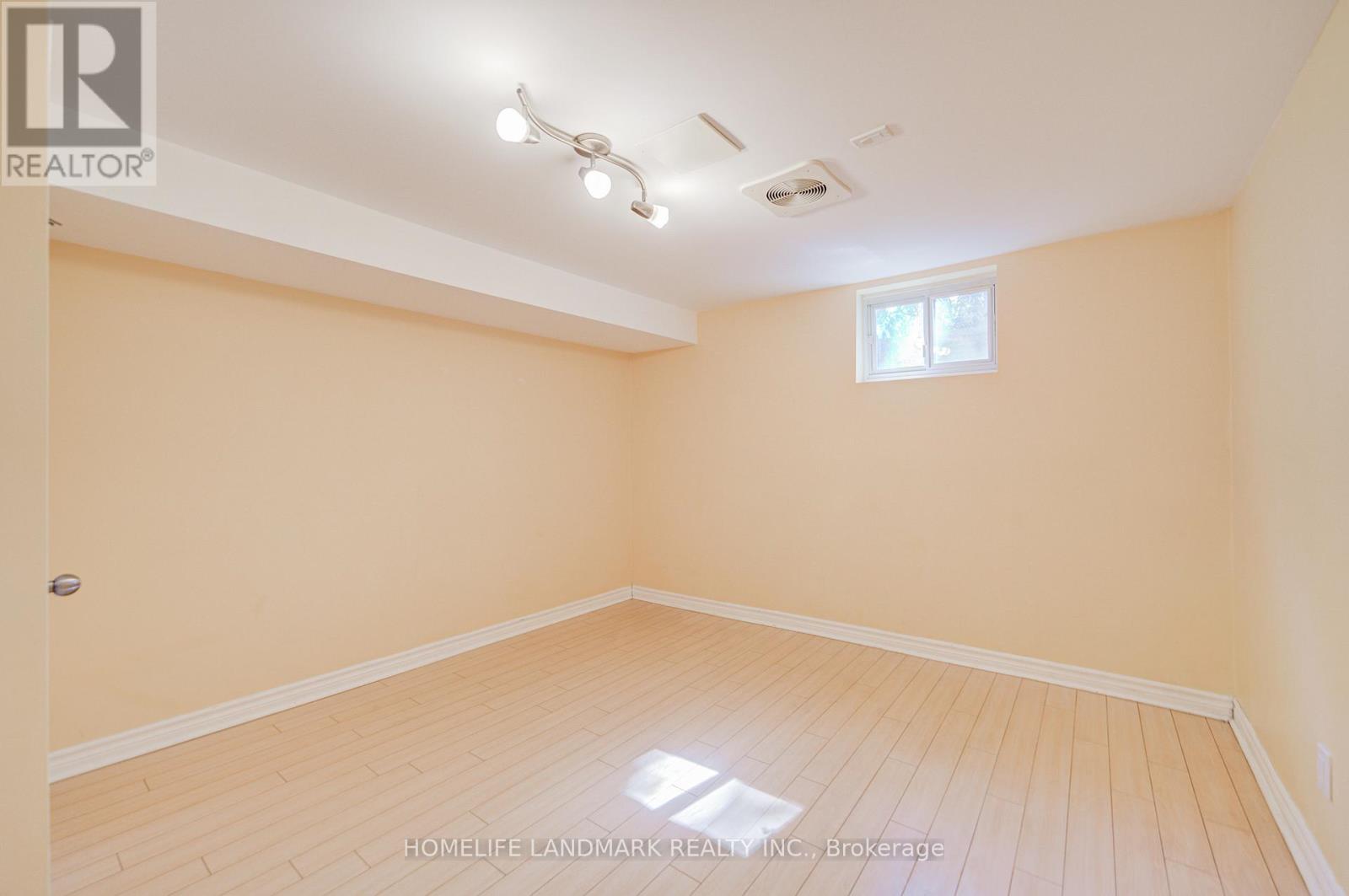 138 Osborne Crescent, Oakville (Cp College Park), Ontario  L6H 1G1 - Photo 30 - W12390381