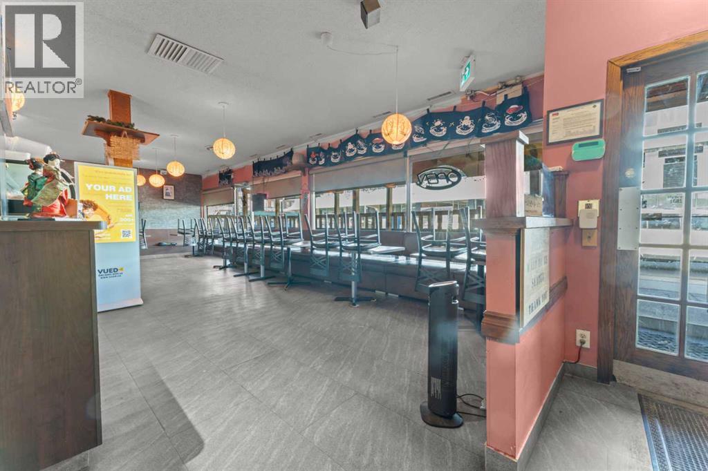 17 Ave & 14 St Japanese Restaurant Avenue Sw, Calgary, Alberta  T3C 1E2 - Photo 6 - A2255441