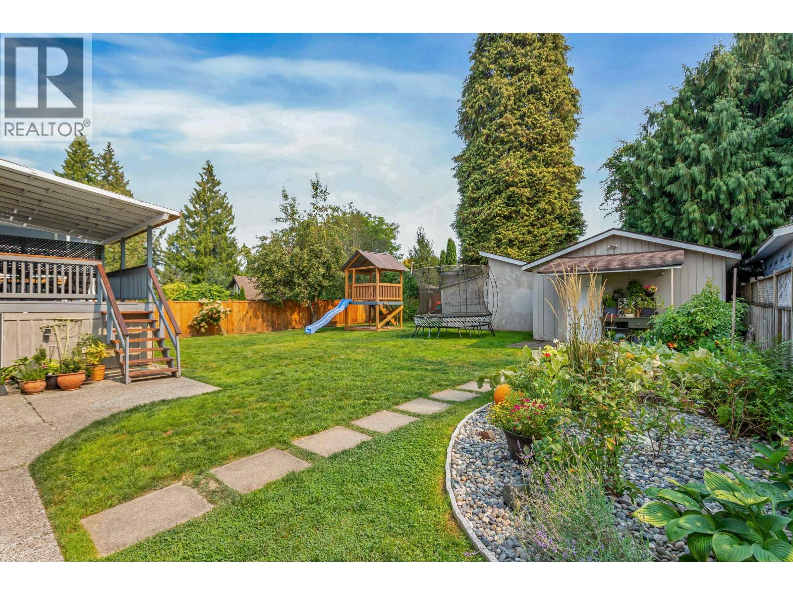 12430 208 Street, Maple Ridge, British Columbia  V2X 4X2 - Photo 34 - R3045058