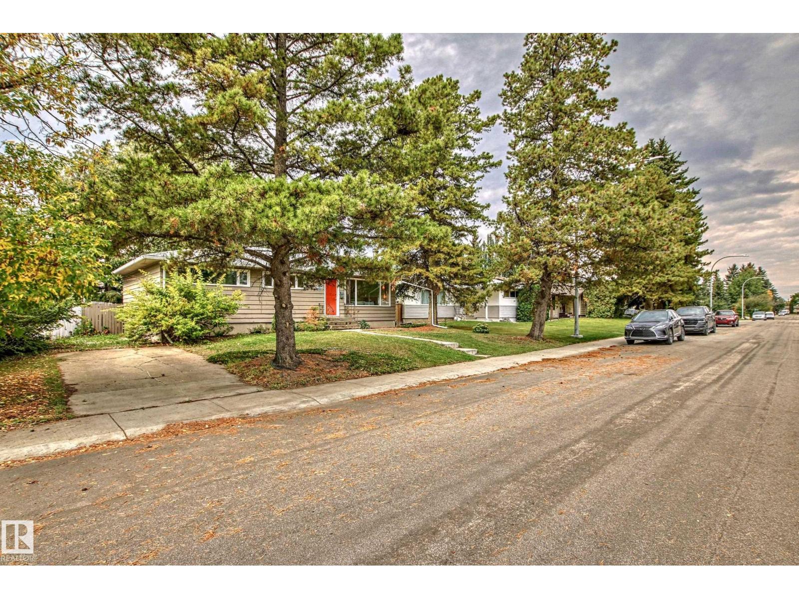 9210 157 St Nw, Edmonton, Alberta  T5R 2B1 - Photo 25 - E4456828