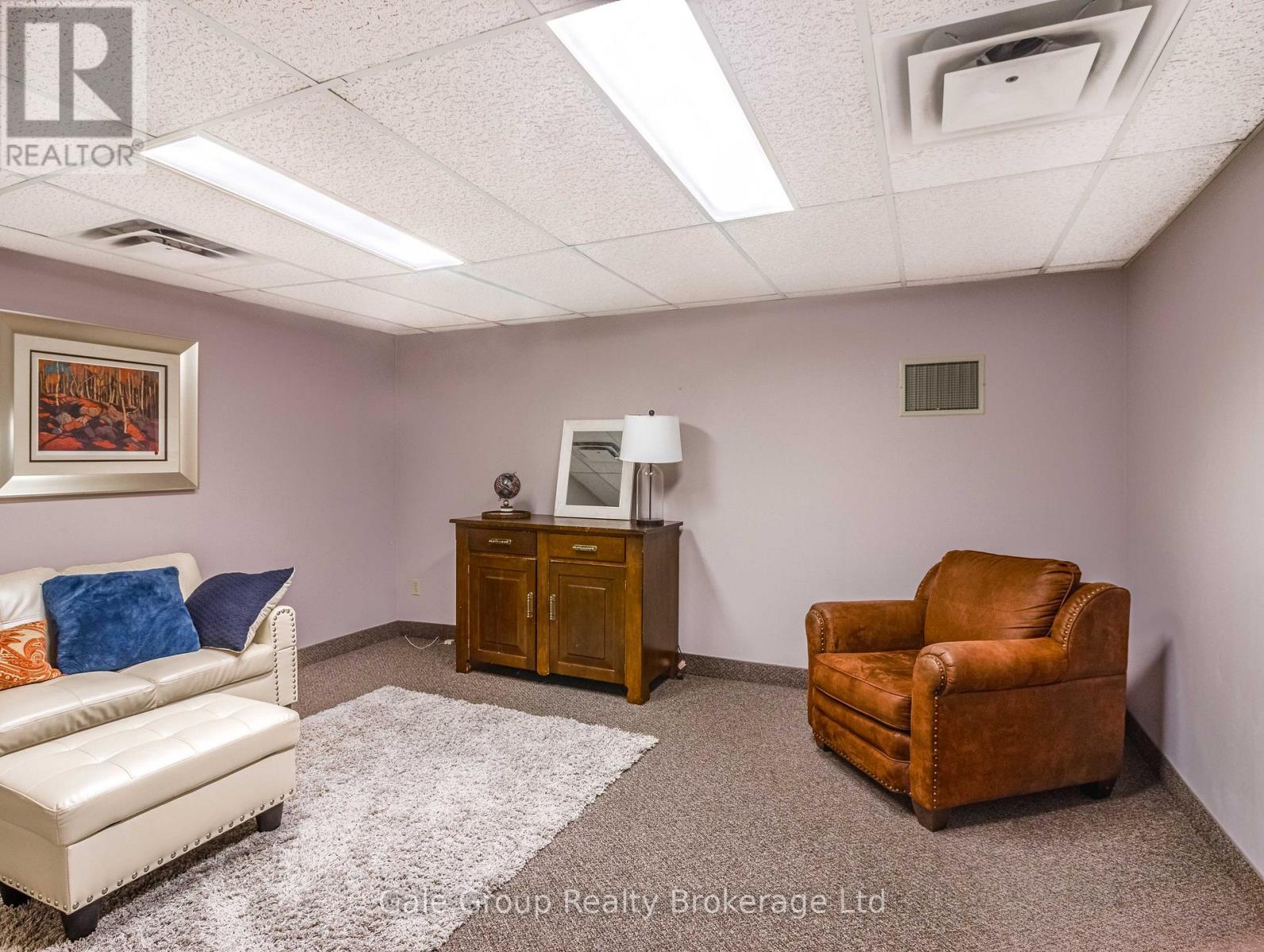 5 Wellington Street, Woodstock, Ontario  N4S 6P1 - Photo 7 - X12390415