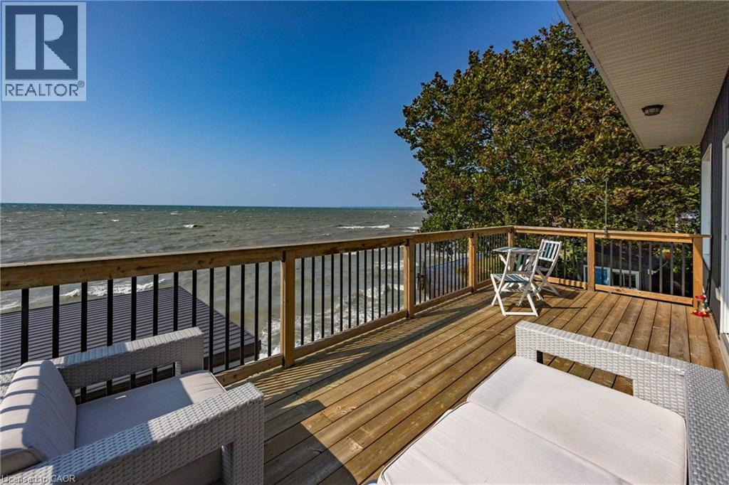 16 Snider Crescent, Port Dover, Ontario  N0A 1N3 - Photo 3 - 40766190
