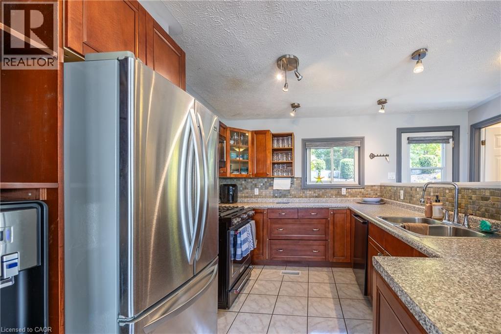 16 Snider Crescent, Port Dover, Ontario  N0A 1N3 - Photo 6 - 40766190