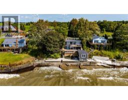 16 SNIDER Crescent Port Dover