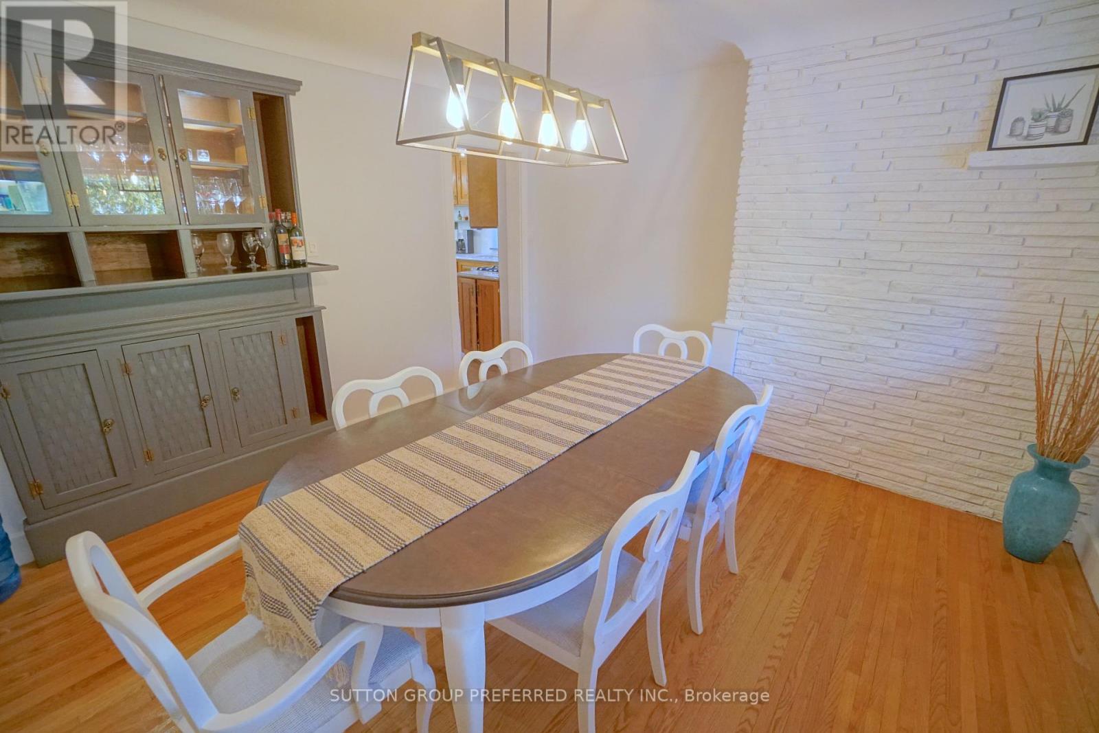 7 Metamora Crescent, London North, Ontario  N6G 1R2 - Photo 19 - X12390429