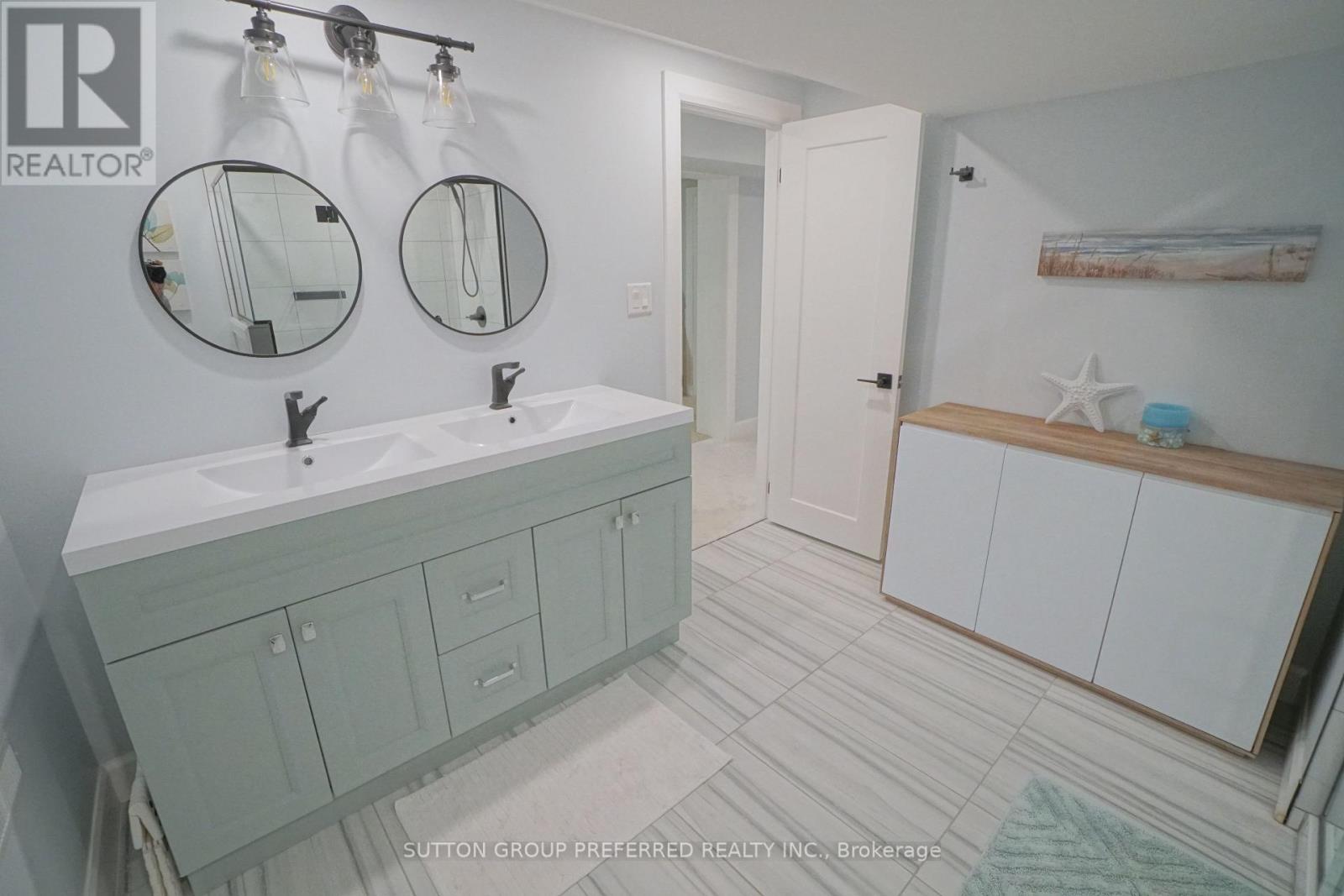 7 Metamora Crescent, London North, Ontario  N6G 1R2 - Photo 42 - X12390429