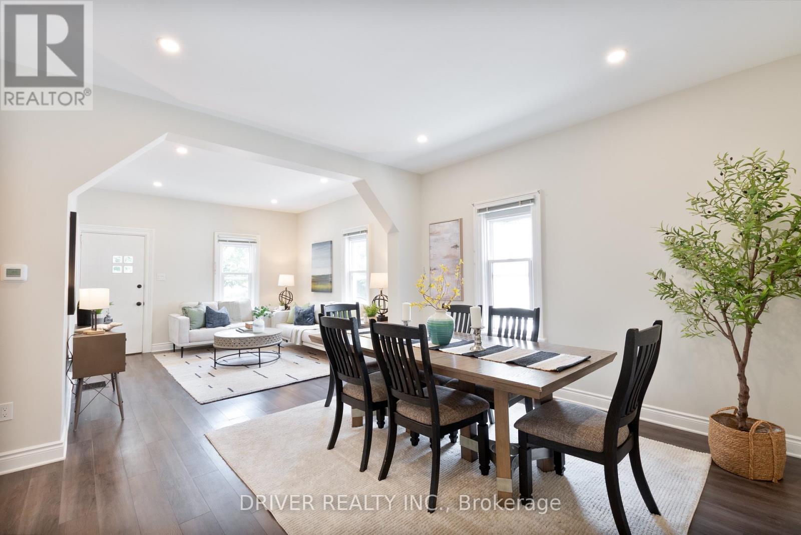 91 Malakoff Street, St. Thomas, Ontario  N5P 1M3 - Photo 7 - X12390444