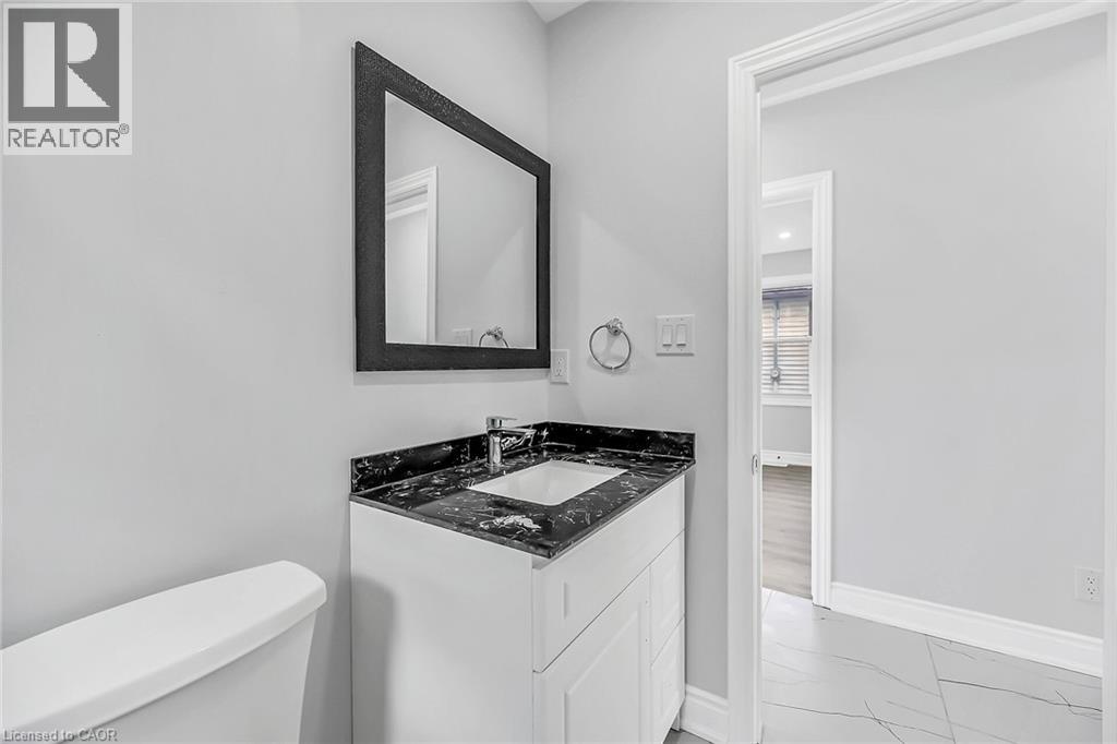 220 Grenfell Street, Hamilton, Ontario  L8H 3J7 - Photo 15 - 40767592