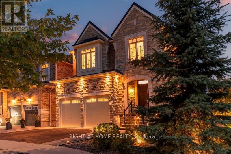 12 Labriola Court, Whitby (Taunton North), Ontario  L1R 0N1 - Photo 4 - E12390411