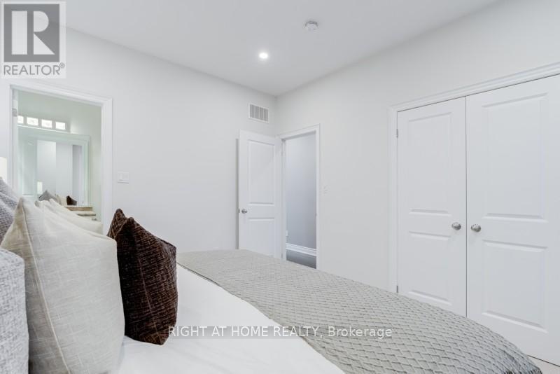 12 Labriola Court, Whitby (Taunton North), Ontario  L1R 0N1 - Photo 40 - E12390411