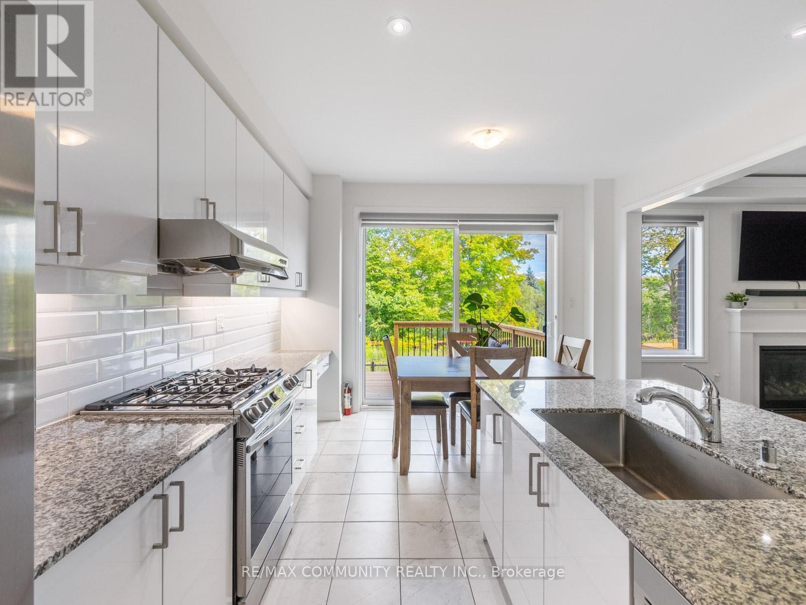 80 Barkerville Drive, Whitby (Lynde Creek), Ontario  L1P 0L8 - Photo 17 - E12390422