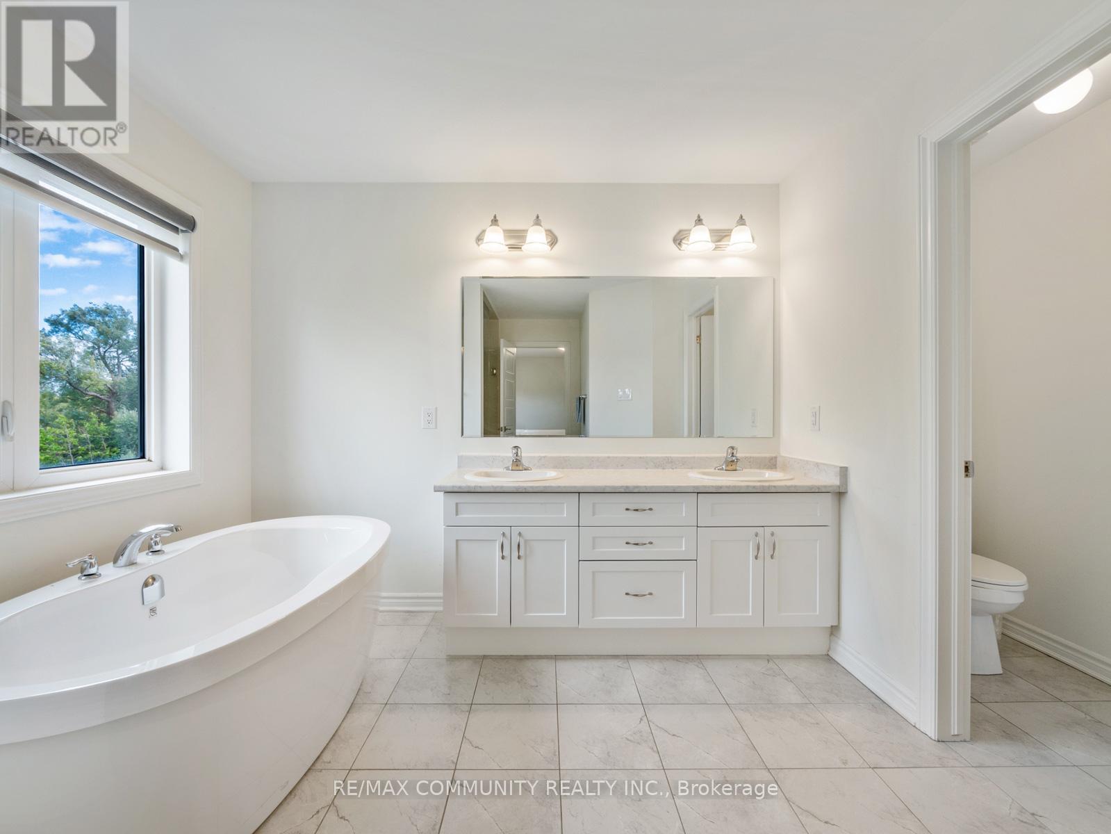 80 Barkerville Drive, Whitby (Lynde Creek), Ontario  L1P 0L8 - Photo 28 - E12390422