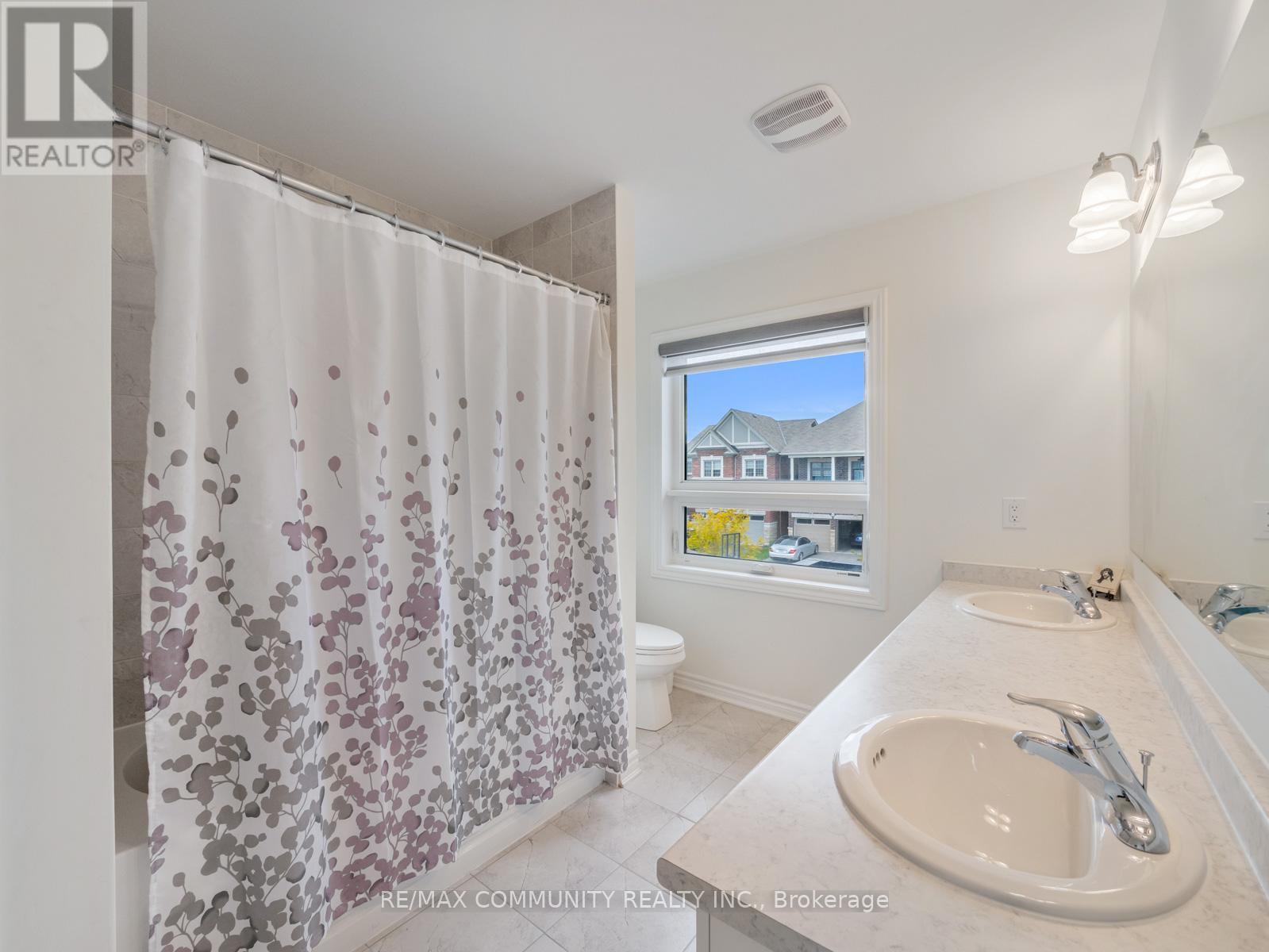 80 Barkerville Drive, Whitby (Lynde Creek), Ontario  L1P 0L8 - Photo 38 - E12390422