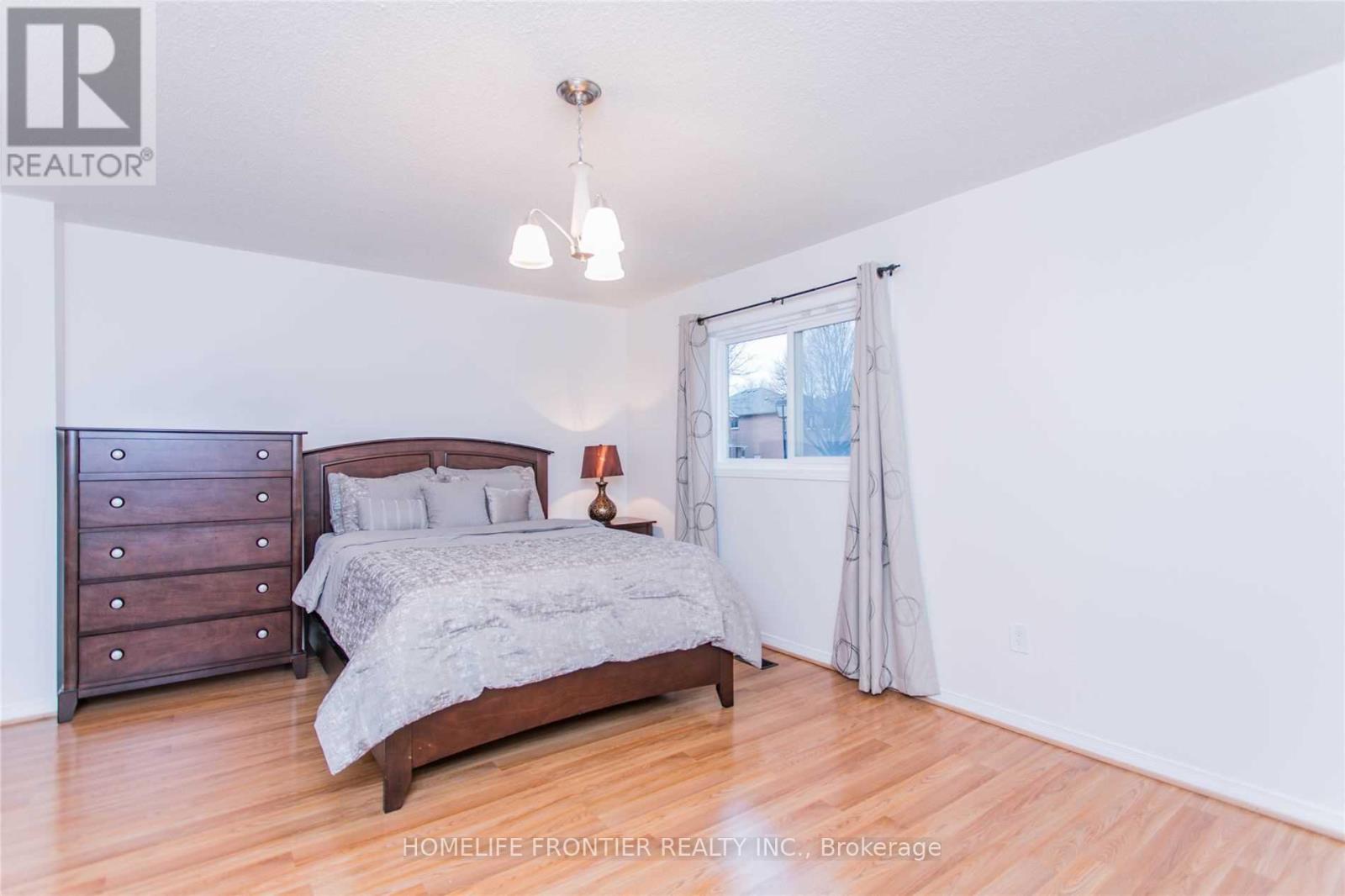 479 Blackstock Road, Newmarket, Ontario  L3Y 8H6 - Photo 16 - N12390389