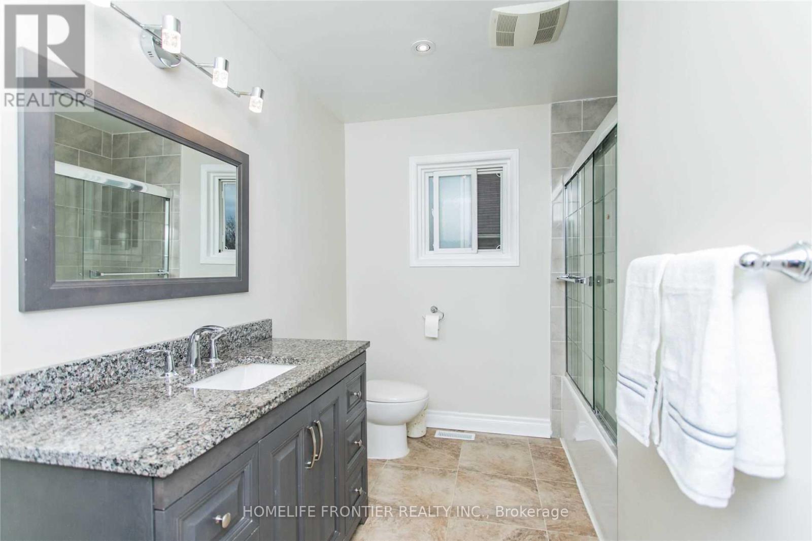 479 Blackstock Road, Newmarket, Ontario  L3Y 8H6 - Photo 20 - N12390389