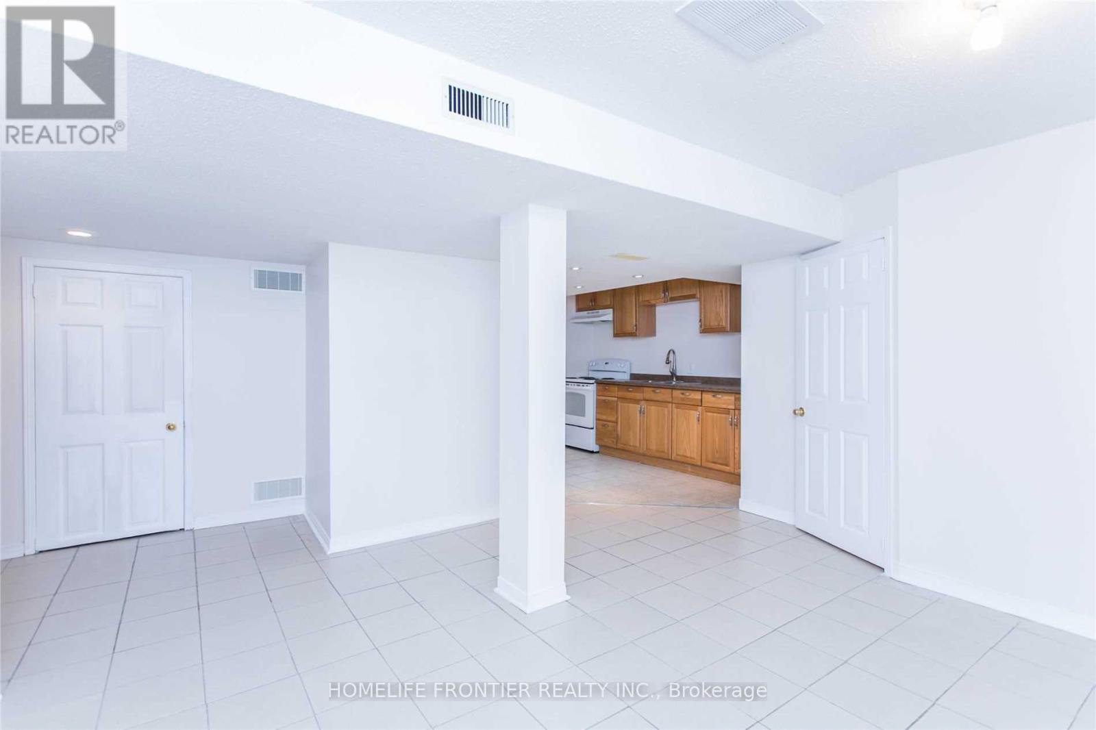 479 Blackstock Road, Newmarket, Ontario  L3Y 8H6 - Photo 21 - N12390389