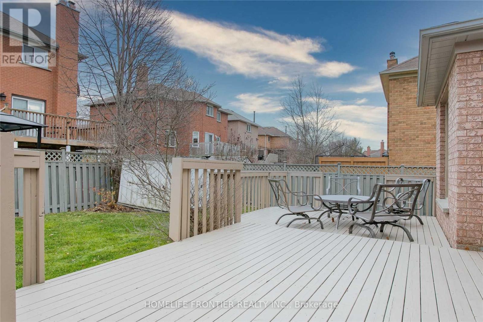479 Blackstock Road, Newmarket, Ontario  L3Y 8H6 - Photo 24 - N12390389