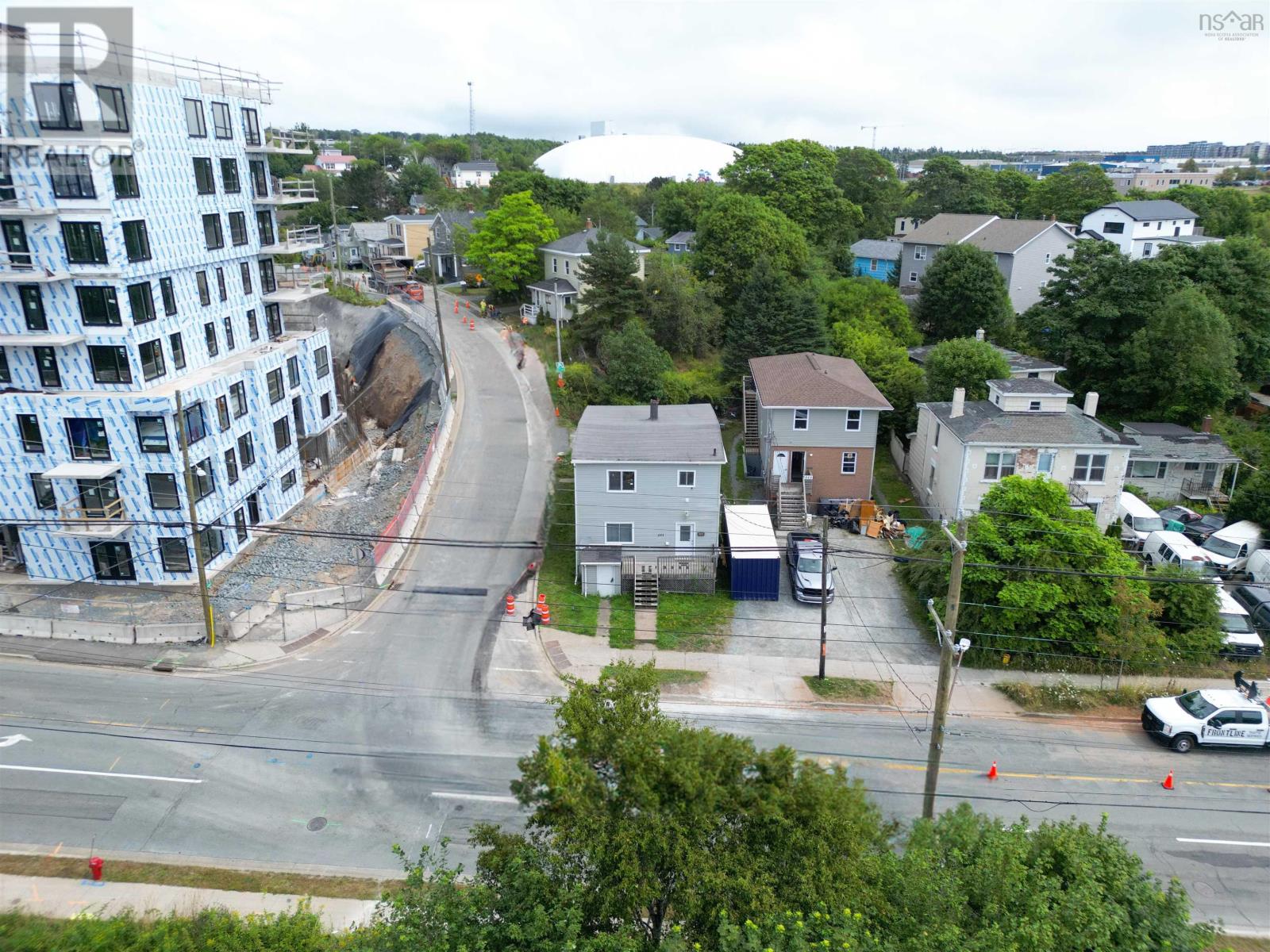 251 Pleasant Street, Dartmouth, Nova Scotia  B2Y 3S1 - Photo 2 - 202521265