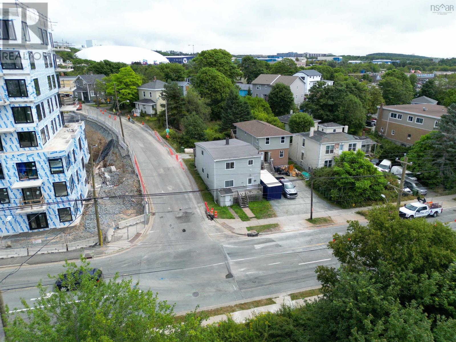 251 Pleasant Street, Dartmouth, Nova Scotia  B2Y 3S1 - Photo 3 - 202521265