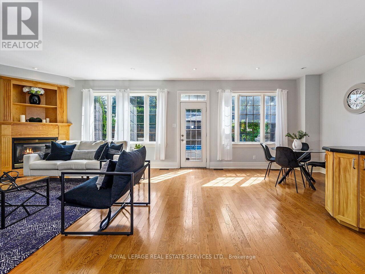 37 Maydolph Road, Toronto, Ontario  M9B 1V9 - Photo 12 - W12390428