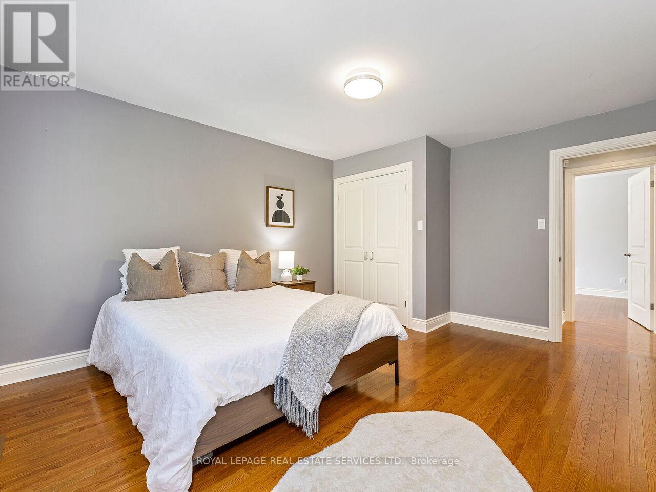 37 Maydolph Road, Toronto, Ontario  M9B 1V9 - Photo 24 - W12390428