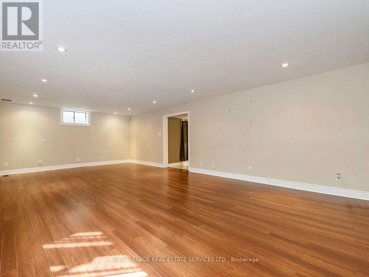 37 Maydolph Road, Toronto, Ontario  M9B 1V9 - Photo 31 - W12390428