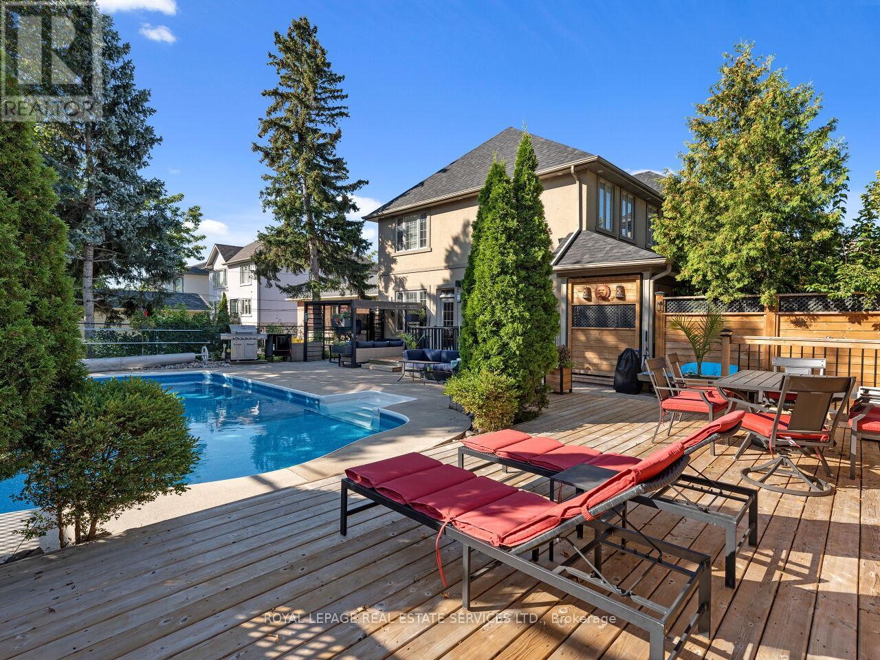37 Maydolph Road, Toronto, Ontario  M9B 1V9 - Photo 41 - W12390428