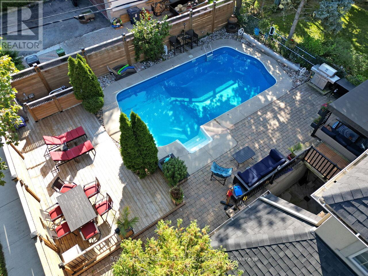 37 Maydolph Road, Toronto, Ontario  M9B 1V9 - Photo 44 - W12390428