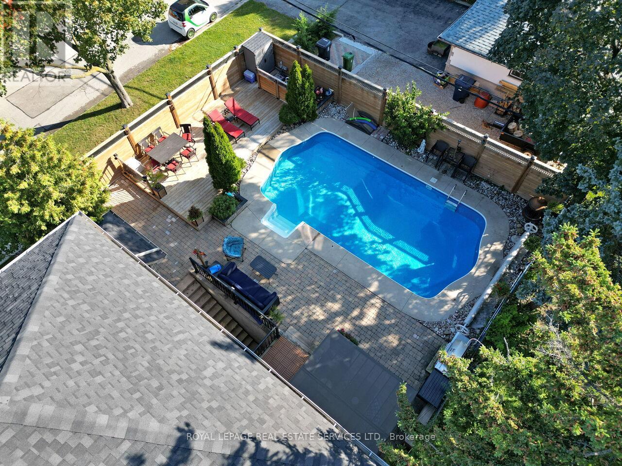 37 Maydolph Road, Toronto, Ontario  M9B 1V9 - Photo 45 - W12390428