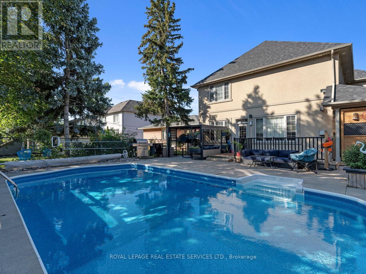 37 Maydolph Road, Toronto, Ontario  M9B 1V9 - Photo 47 - W12390428