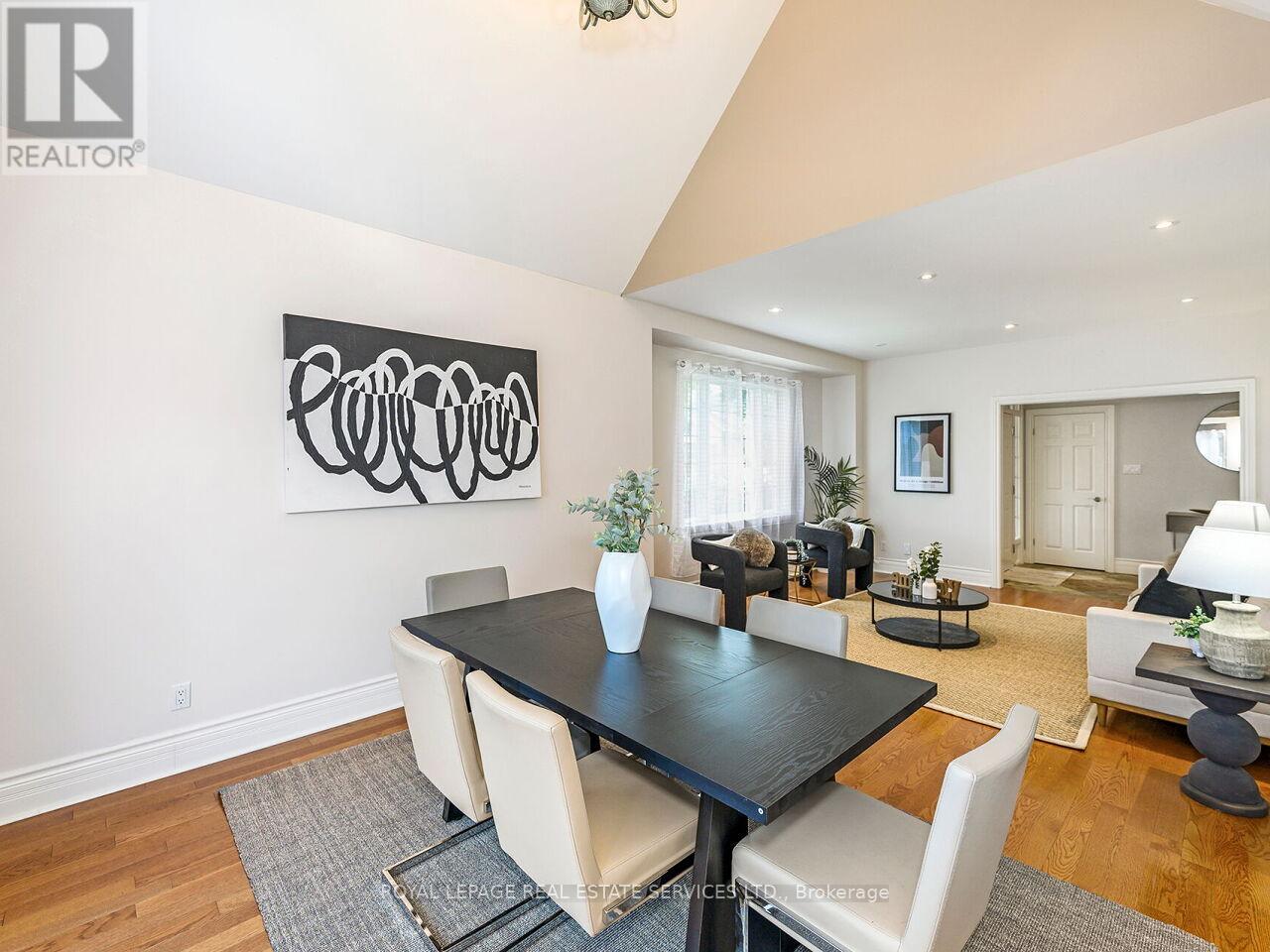 37 Maydolph Road, Toronto, Ontario  M9B 1V9 - Photo 8 - W12390428