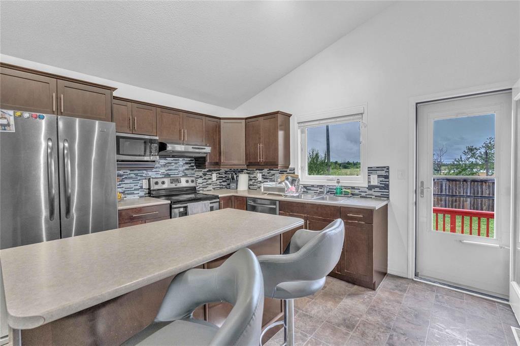 138 Tychonick Bay, Winnipeg, Manitoba  R3W 0C2 - Photo 12 - 202522499