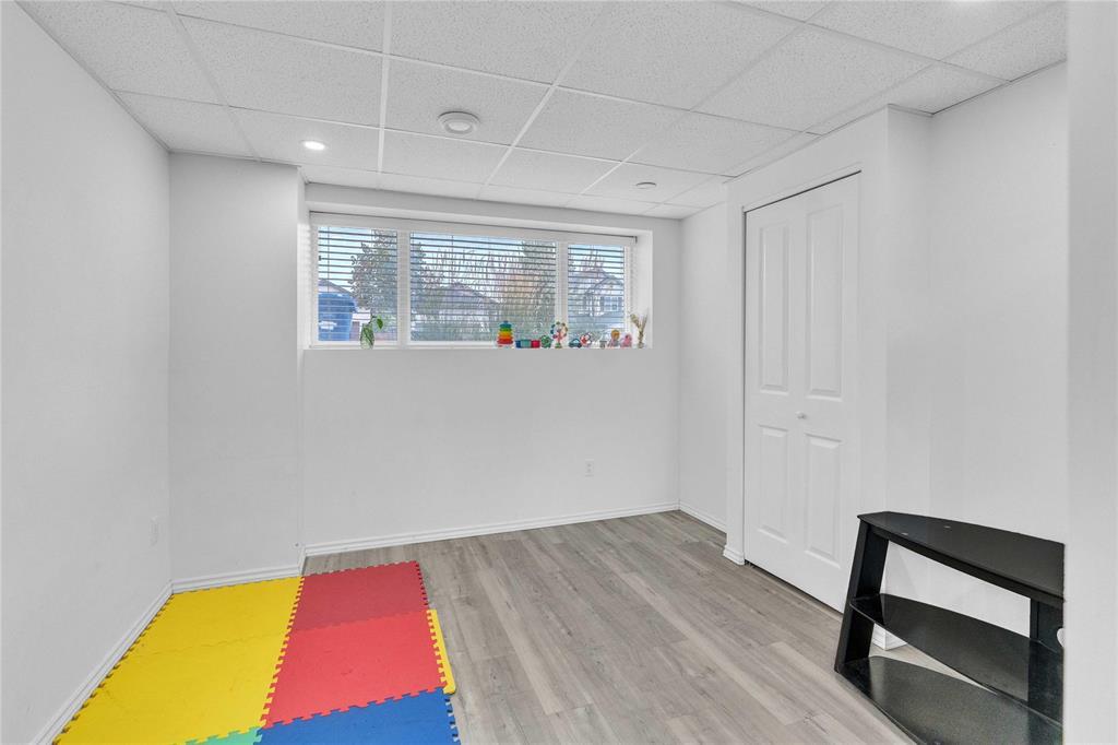 138 Tychonick Bay, Winnipeg, Manitoba  R3W 0C2 - Photo 28 - 202522499