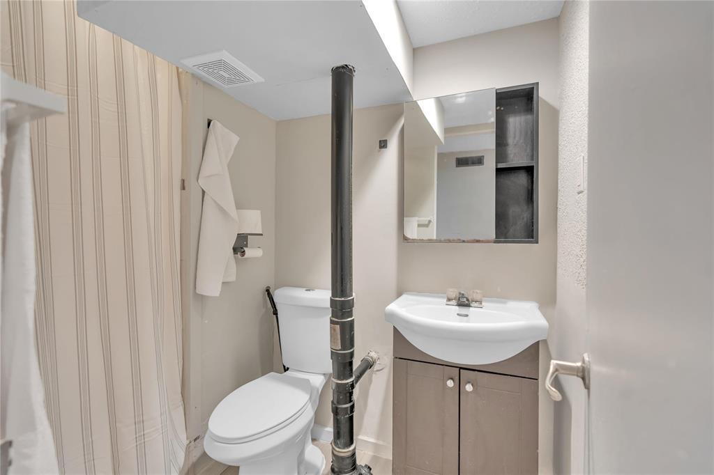 1401 Hoka Street, Winnipeg, Manitoba  R2C 2V8 - Photo 31 - 202522588