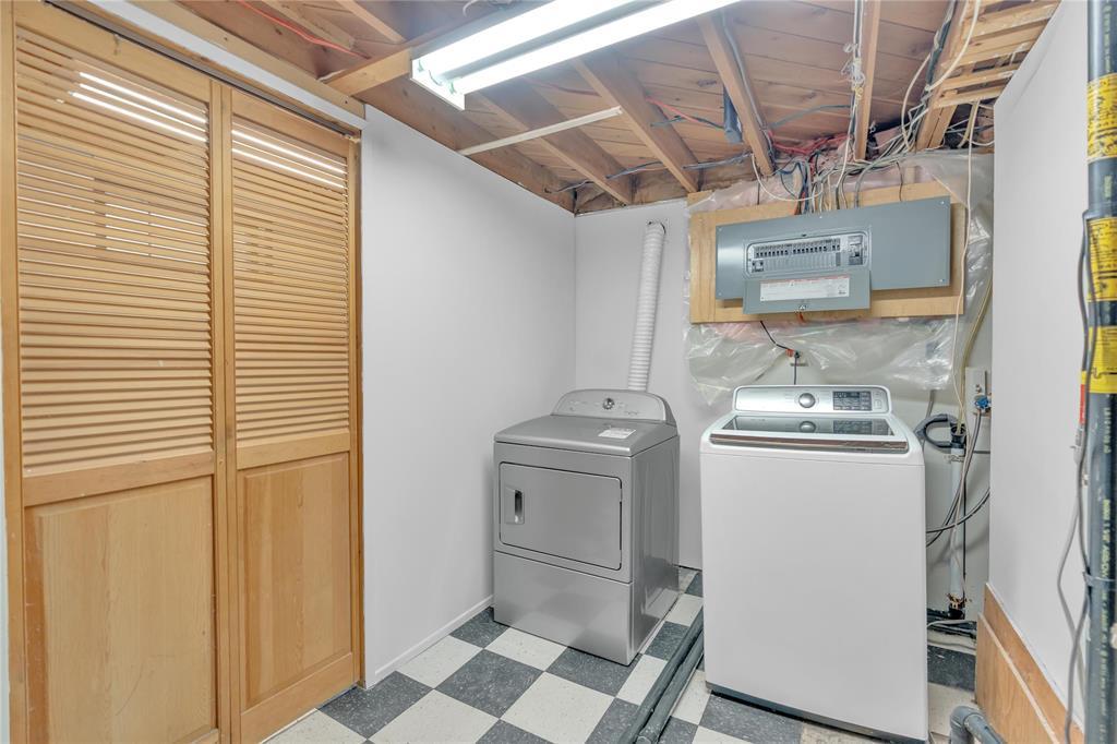 1401 Hoka Street, Winnipeg, Manitoba  R2C 2V8 - Photo 32 - 202522588