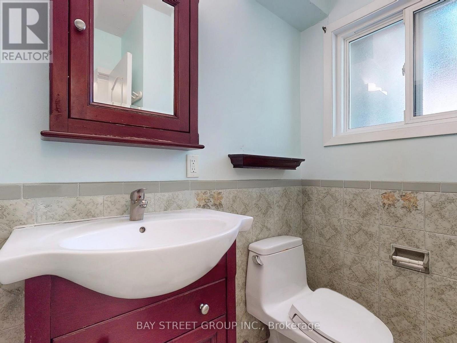69 Fairglen Avenue, Toronto (L'amoreaux), Ontario  M1T 1G8 - Photo 12 - E12390445