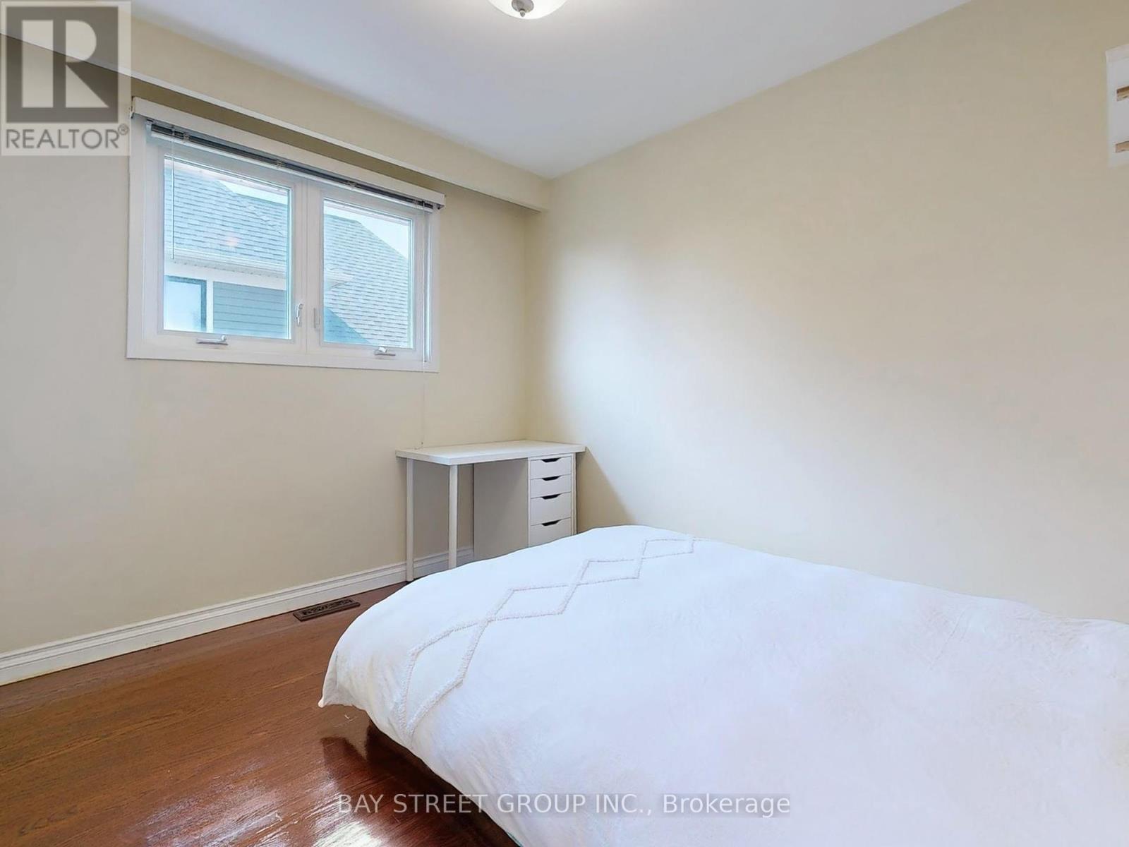 69 Fairglen Avenue, Toronto (L'amoreaux), Ontario  M1T 1G8 - Photo 22 - E12390445