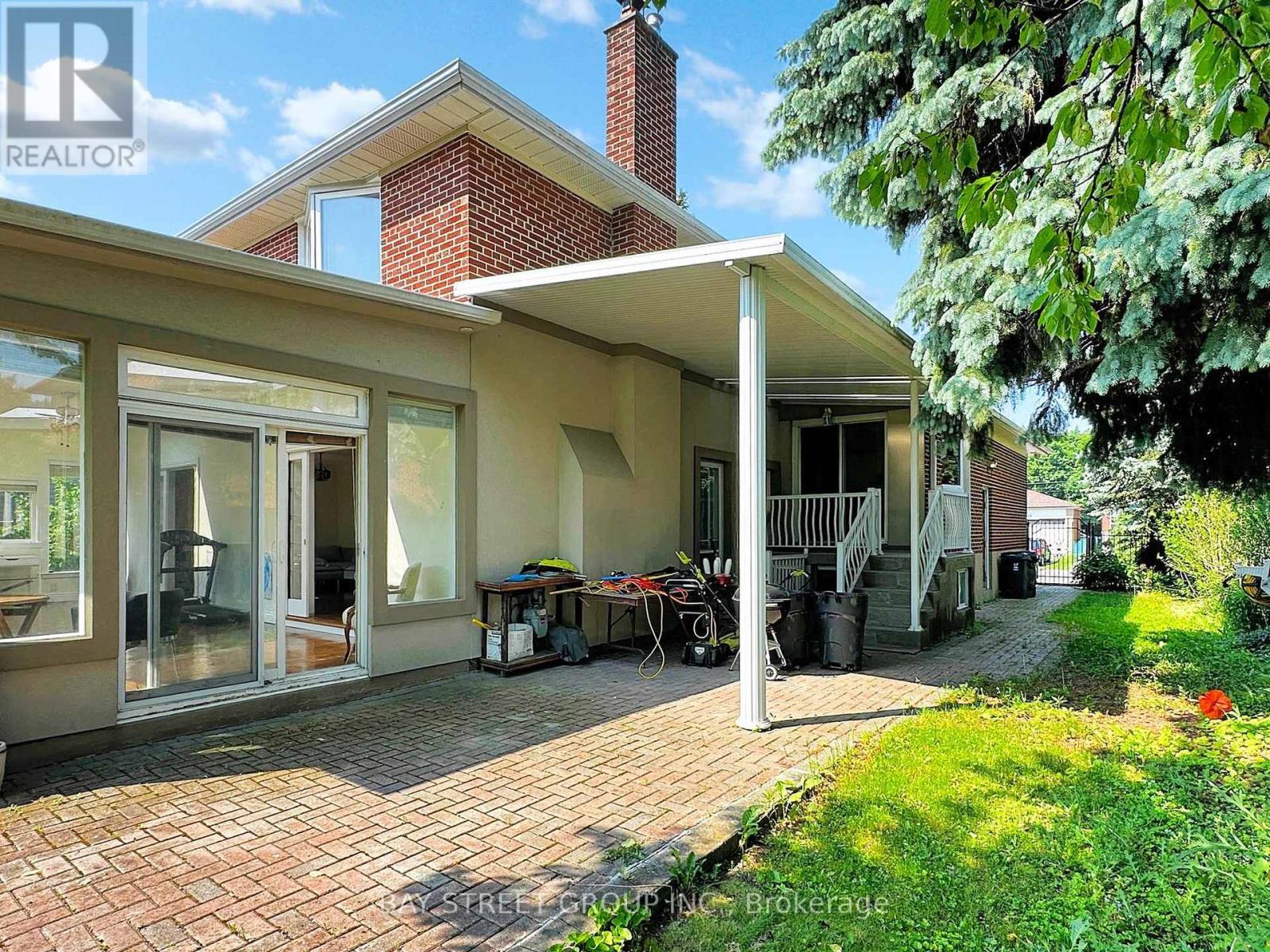 69 Fairglen Avenue, Toronto (L'amoreaux), Ontario  M1T 1G8 - Photo 34 - E12390445