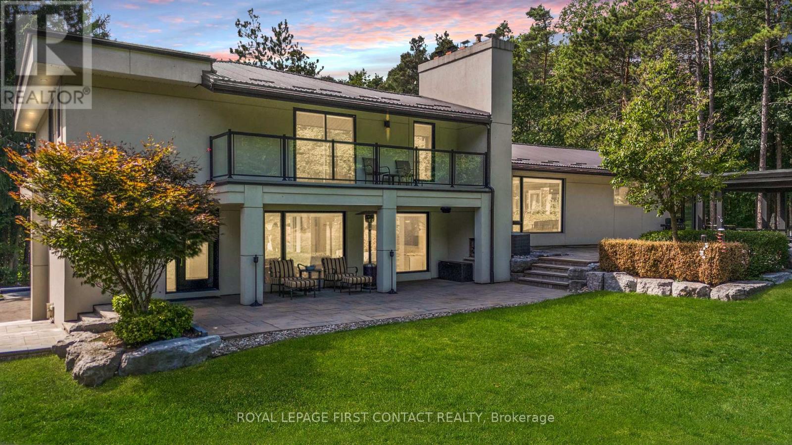 Property at 15075 JANE STREET image 1