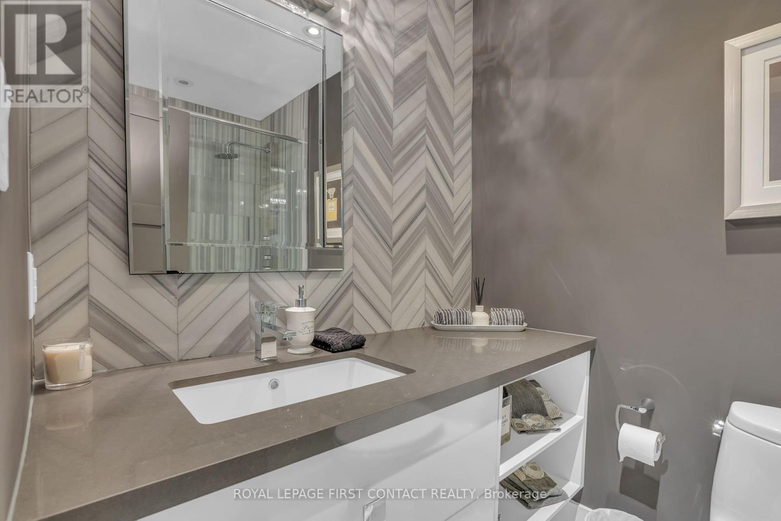 15075 Jane Street, King, Ontario  L7B 1A3 - Photo 28 - N12390436