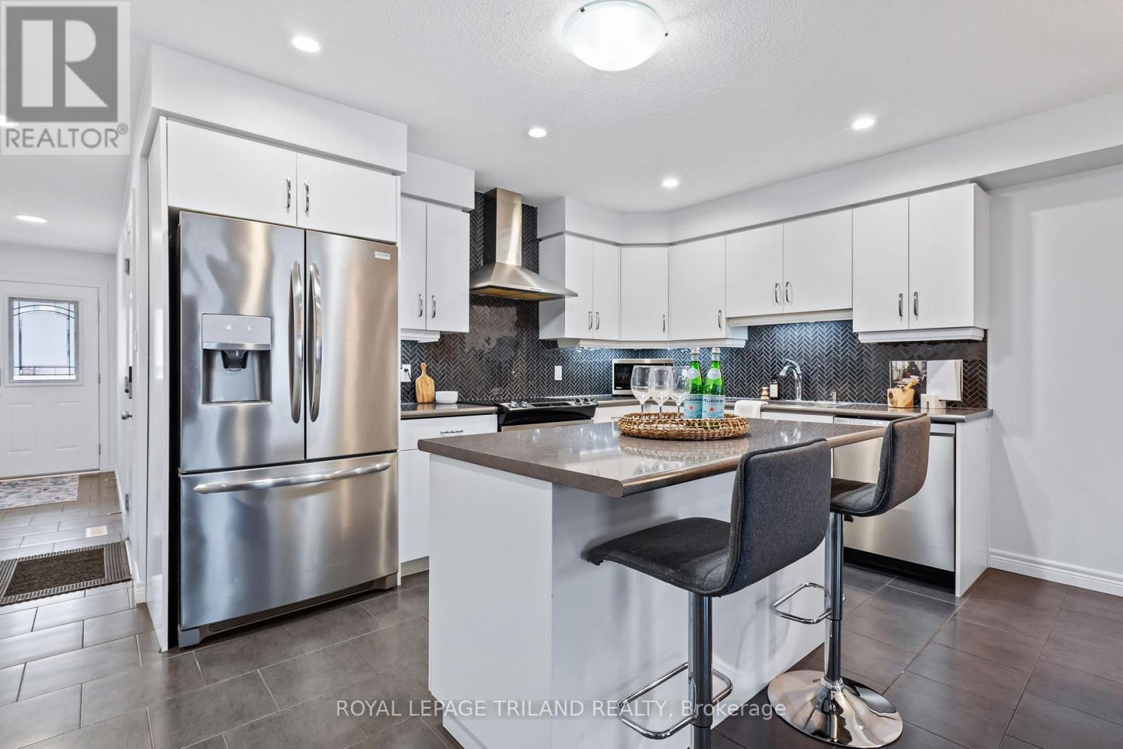 50 - 1220 Riverbend Road, London South, Ontario  N6K 0G5 - Photo 4 - X12390465