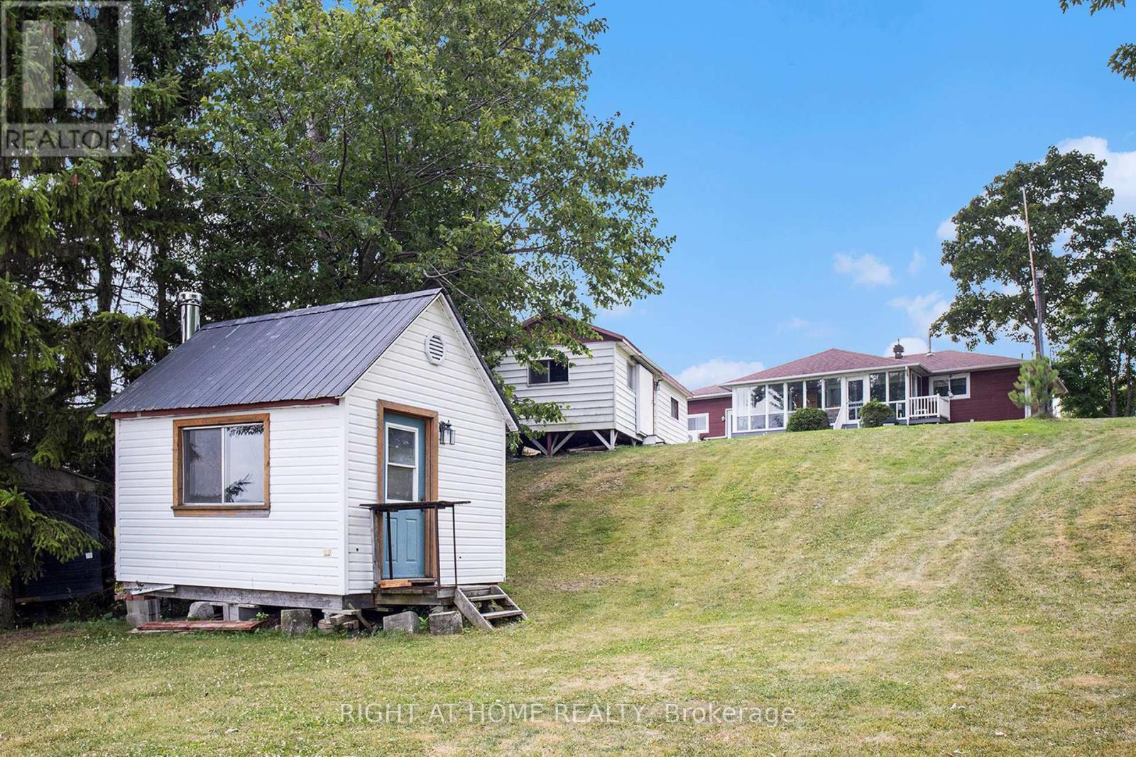 1103 Conc 1 Alfred Road, Alfred And Plantagenet, Ontario  K0B 1J0 - Photo 31 - X12390463