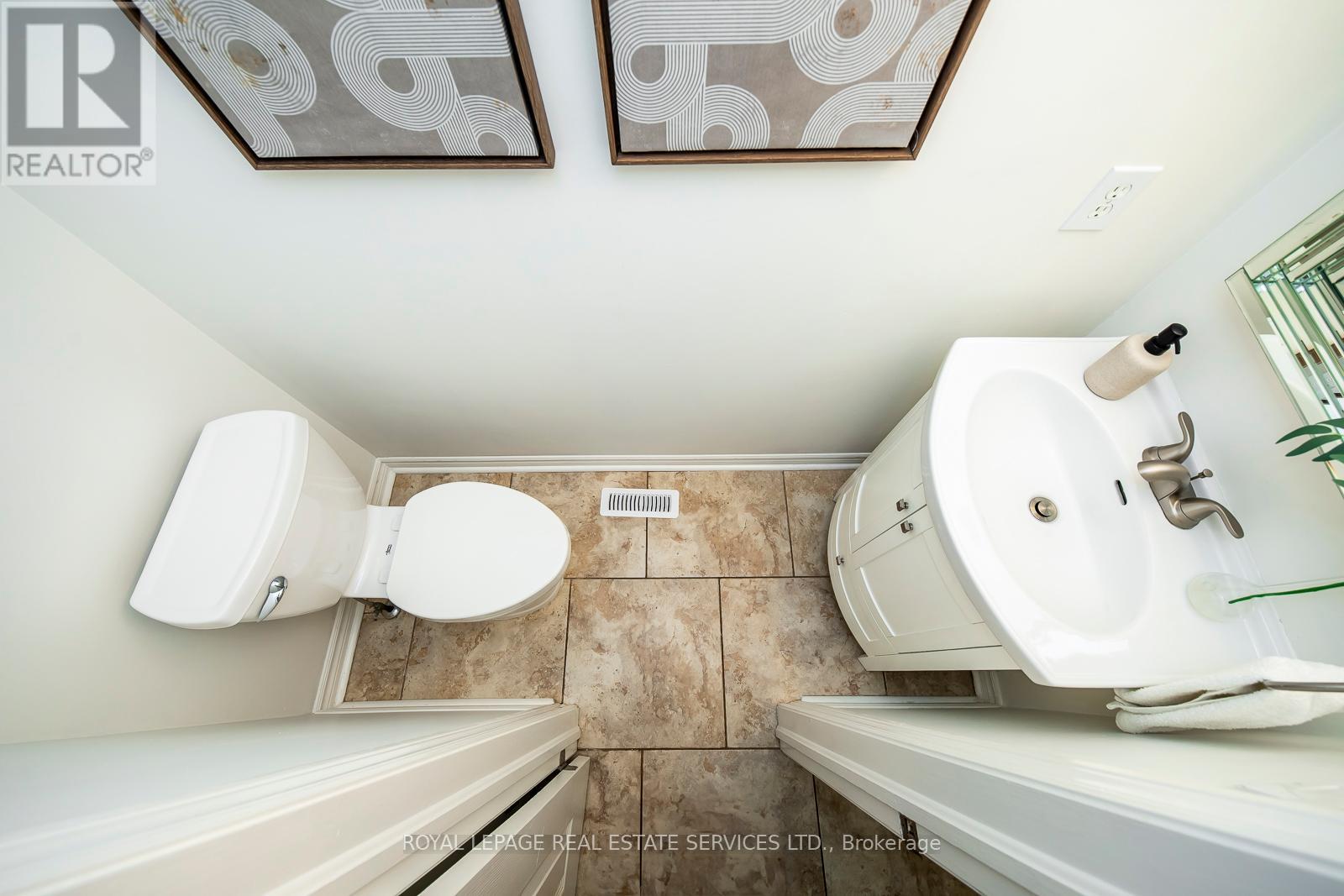 1387 Bayshire Drive, Oakville (Jc Joshua Creek), Ontario  L6H 6E7 - Photo 25 - W12390440