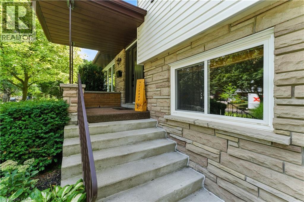 33 Shadywood Crescent, Kitchener, Ontario  N2M 4J1 - Photo 5 - 40767675